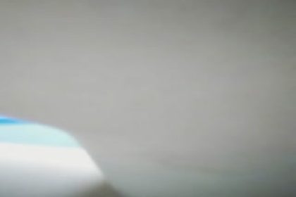 皮膚白皙美女主播和炮友直播先口後啪然後自己不停自慰