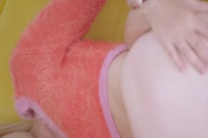 漂亮的女生就喜歡搞基~哎~可惜了