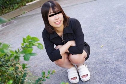 親生女兒，將玩具放入她的陰部 Mayuka 矢部まゆか 10musume_062224_01