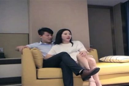 沈先生頂級尤物氣質女神約到這樣的御姐簡直樂上天字幕.